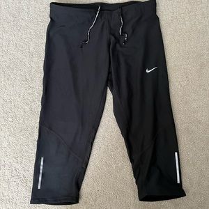 Nike Cropped Dri-fit workout pants